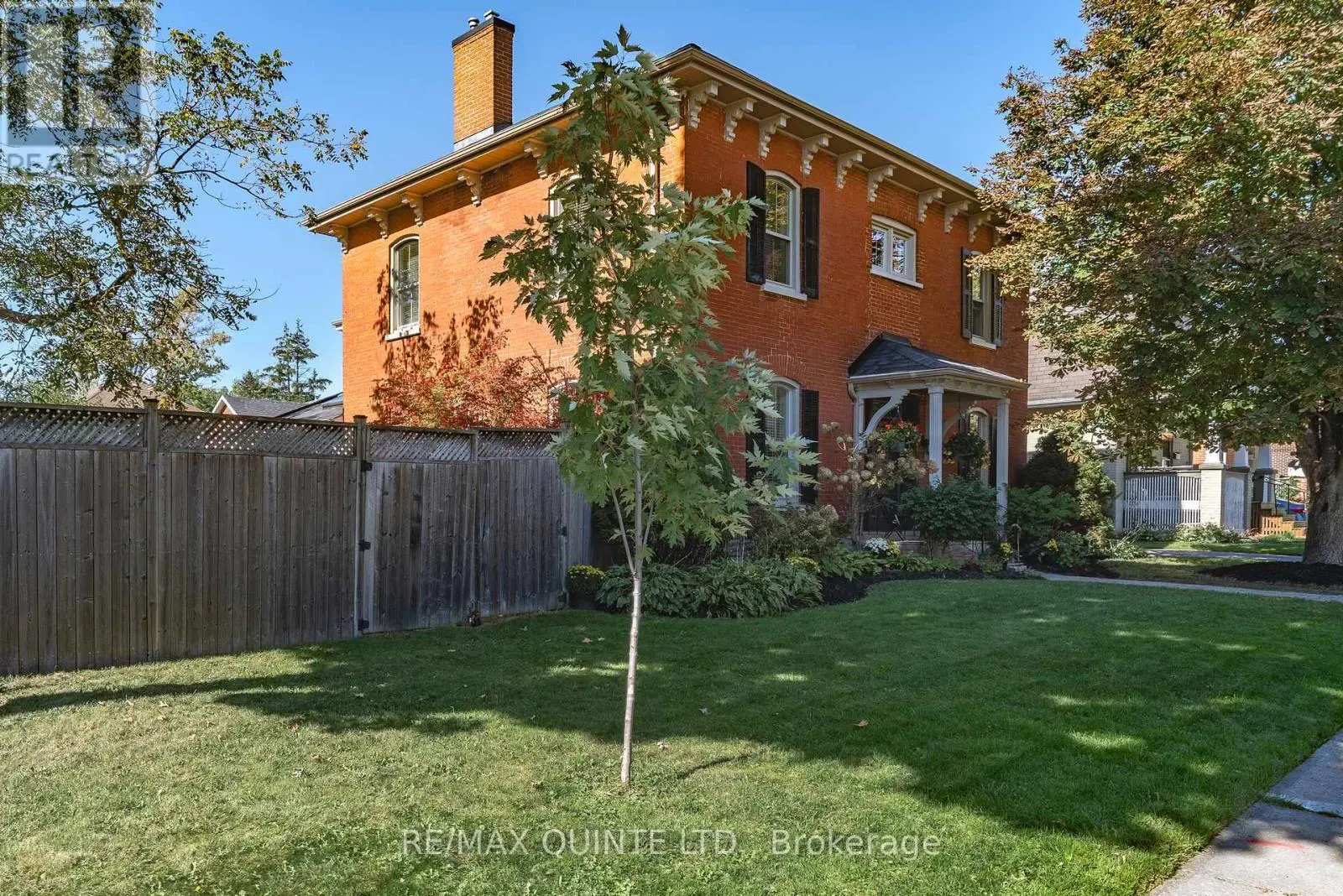 246 Charles Street, Belleville, Ontario  K8N 3M5 - Photo 2 - X12183793