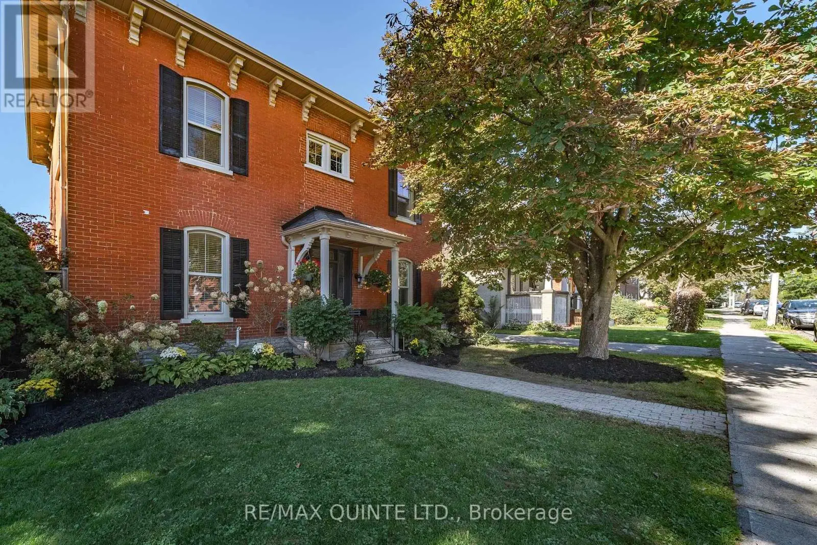 246 Charles Street, Belleville, Ontario  K8N 3M5 - Photo 3 - X12183793