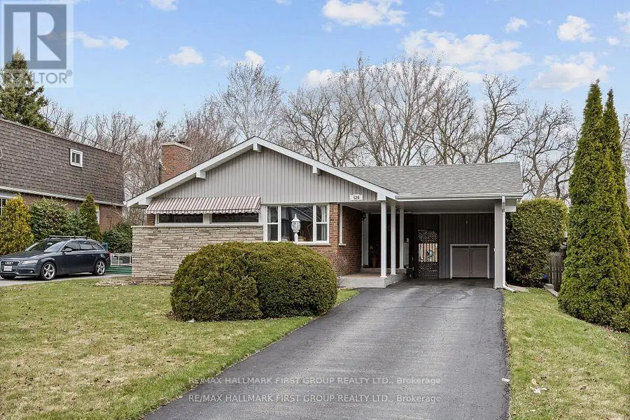526 Juliana Drive, Oshawa, Ontario  L1G 2E8 - Photo 1 - E12183920