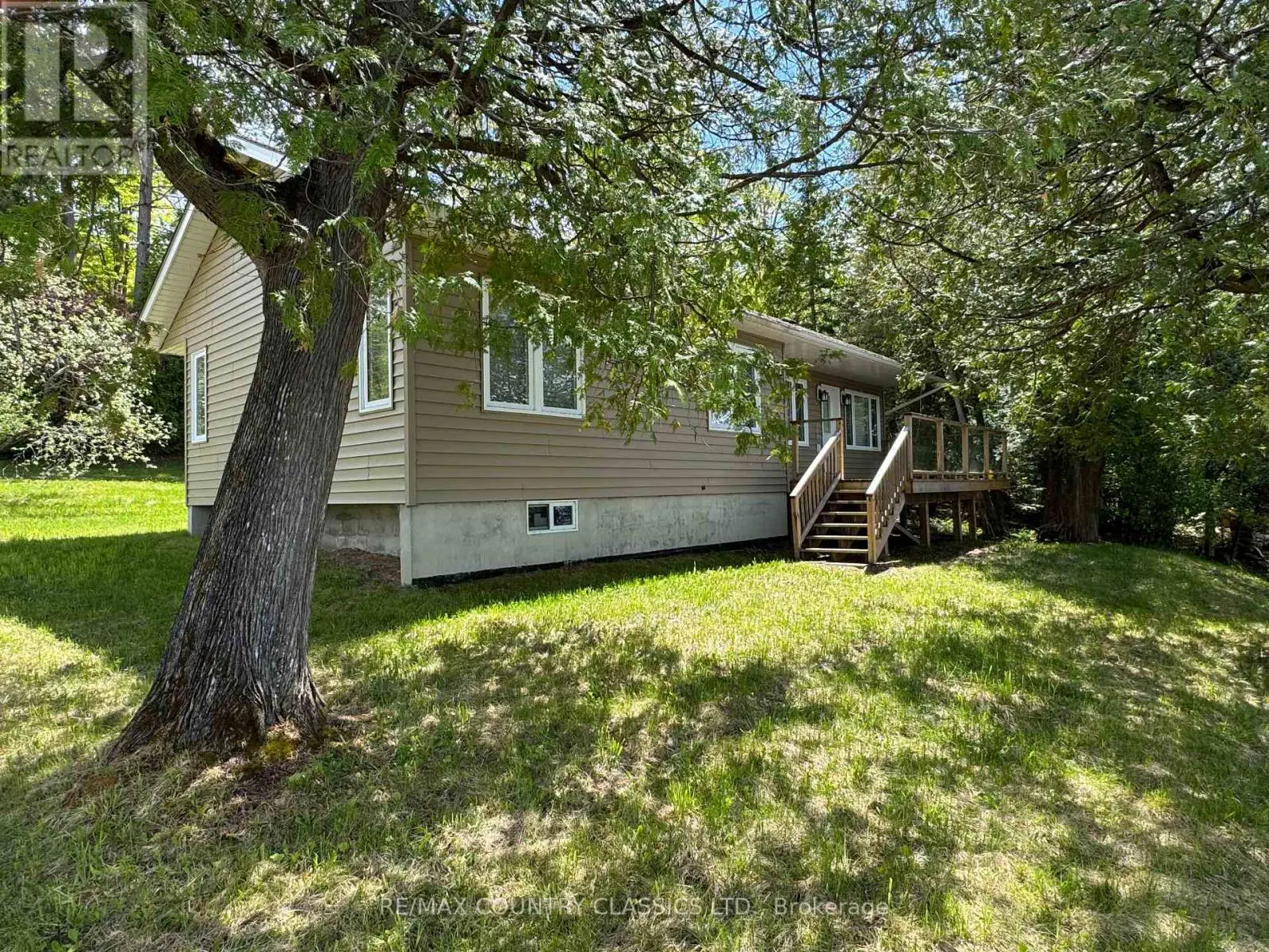 27241 Highway 28 S, Highlands East, Ontario  K0L 1M0 - Photo 3 - X12183996