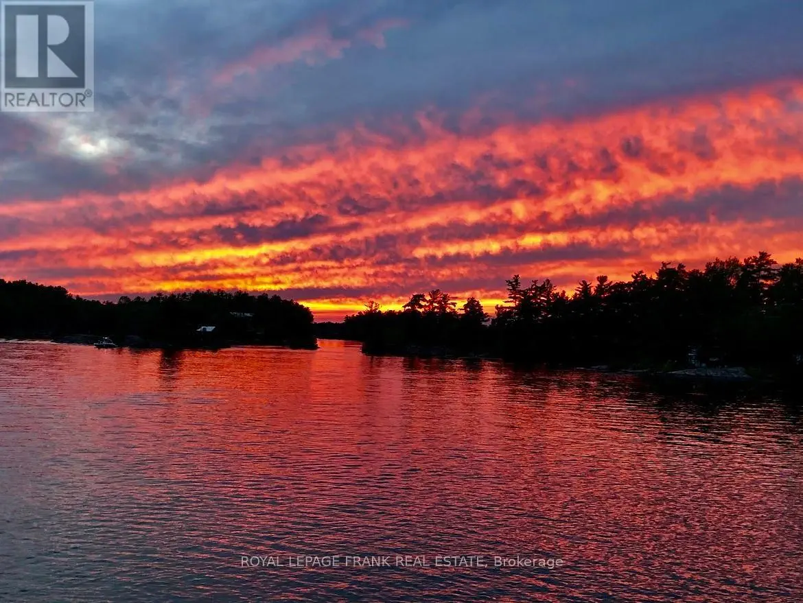 484 Juniper Island, Douro-Dummer, Ontario  K0L 2C0 - Photo 2 - X12184091