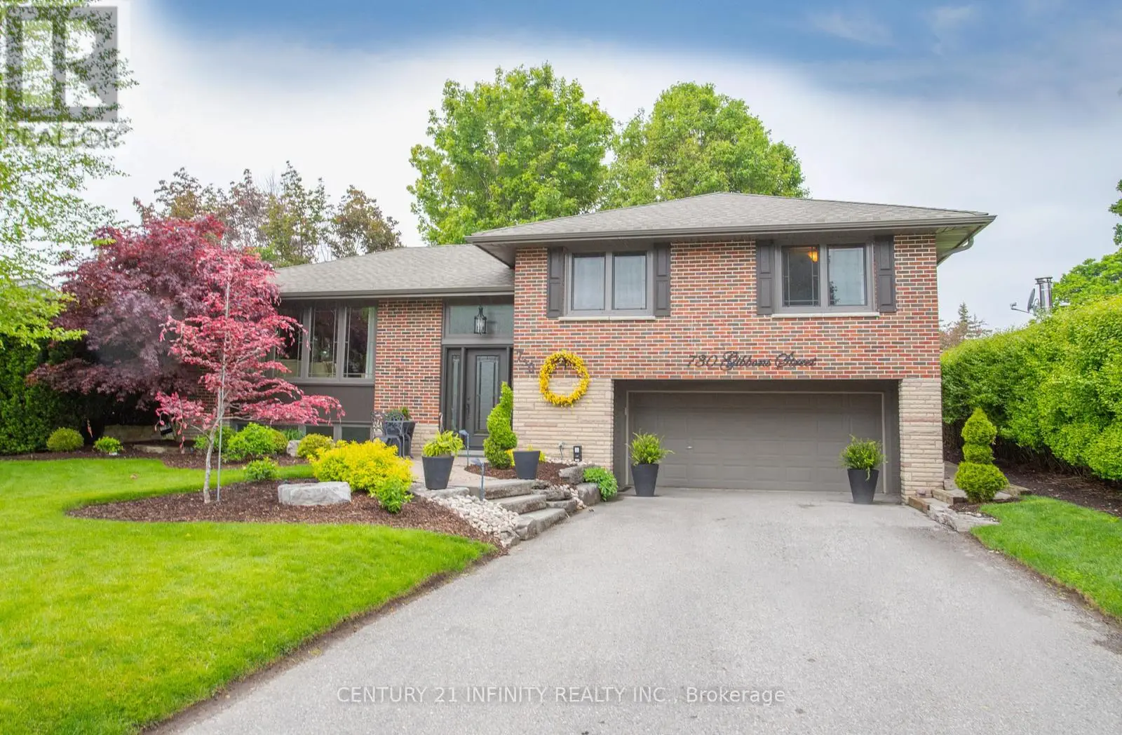 730 Gibbons Street, Oshawa, Ontario  L1J 5A2 - Photo 1 - E12184192