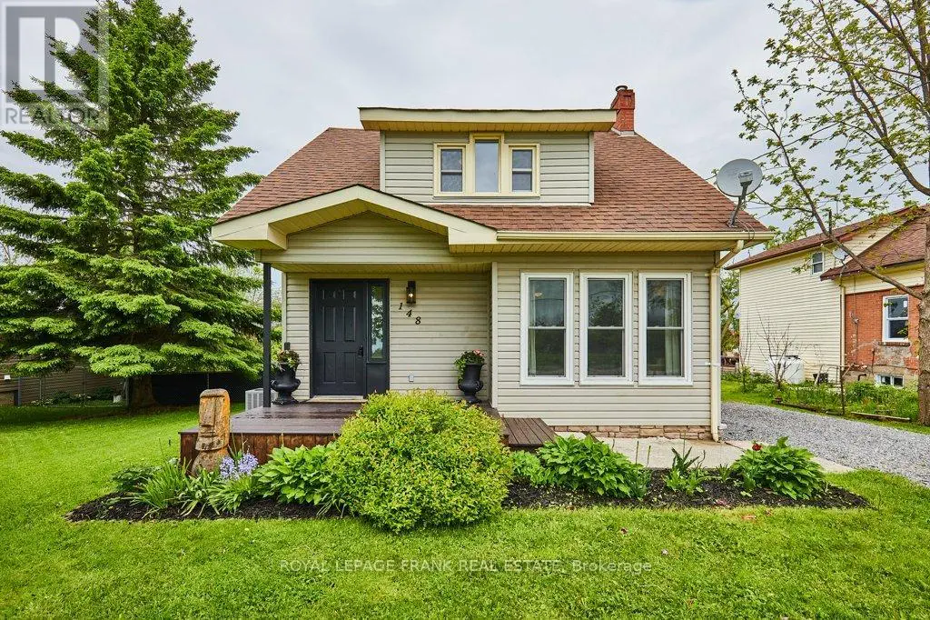 148 King Street, Kawartha Lakes, Ontario  K0M 2T0 - Photo 1 - X12184362