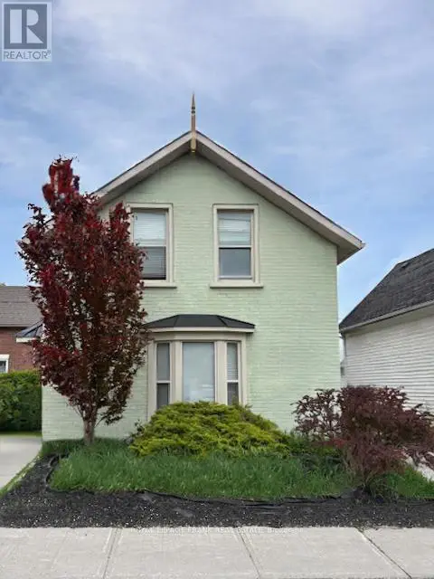 140 Antrim Street, Peterborough Central, Ontario  K9H 3G3 - Photo 1 - X12028635