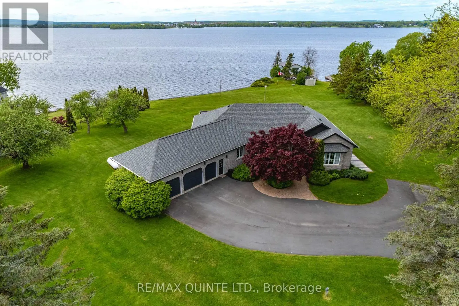 2400 County Rd 3, Prince Edward County, Ontario  K0K 1L0 - Photo 1 - X12184623