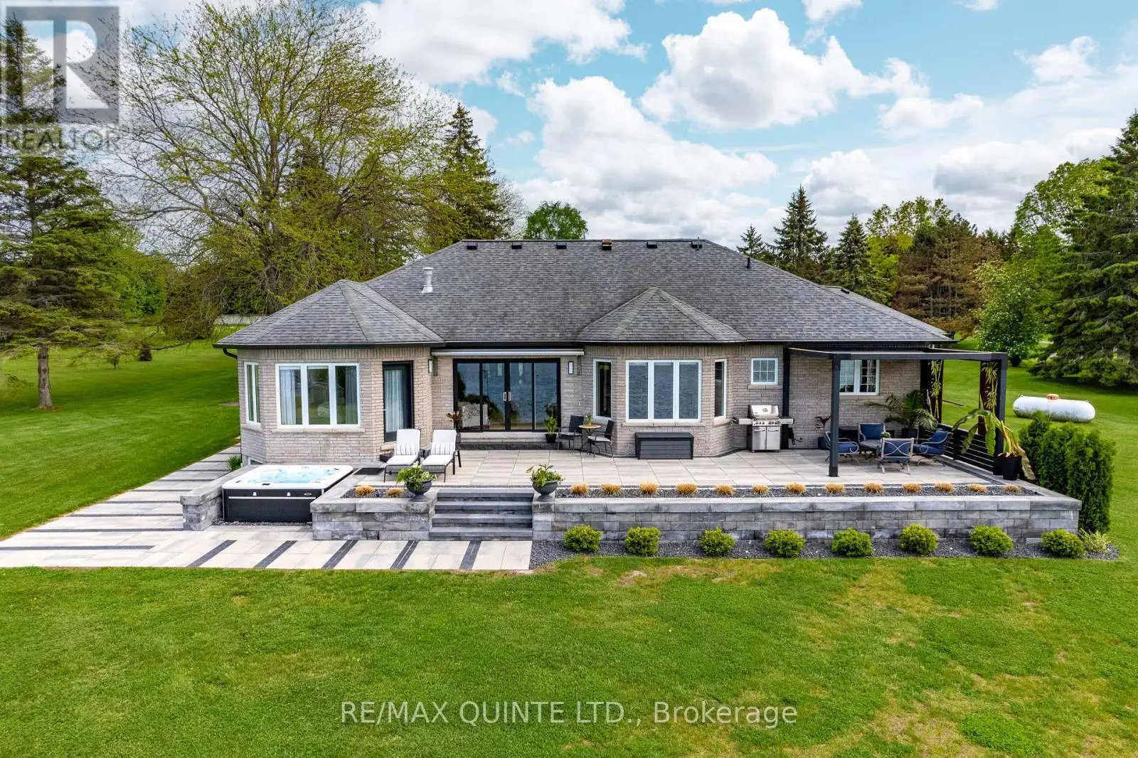 2400 County Rd 3, Prince Edward County, Ontario  K0K 1L0 - Photo 3 - X12184623