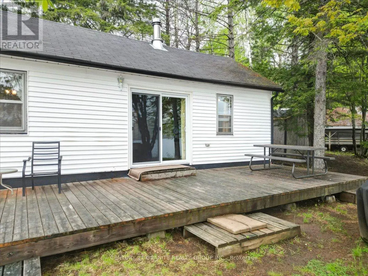136 Centre Road, Hastings Highlands, Ontario  K0L 2K0 - Photo 2 - X12185062