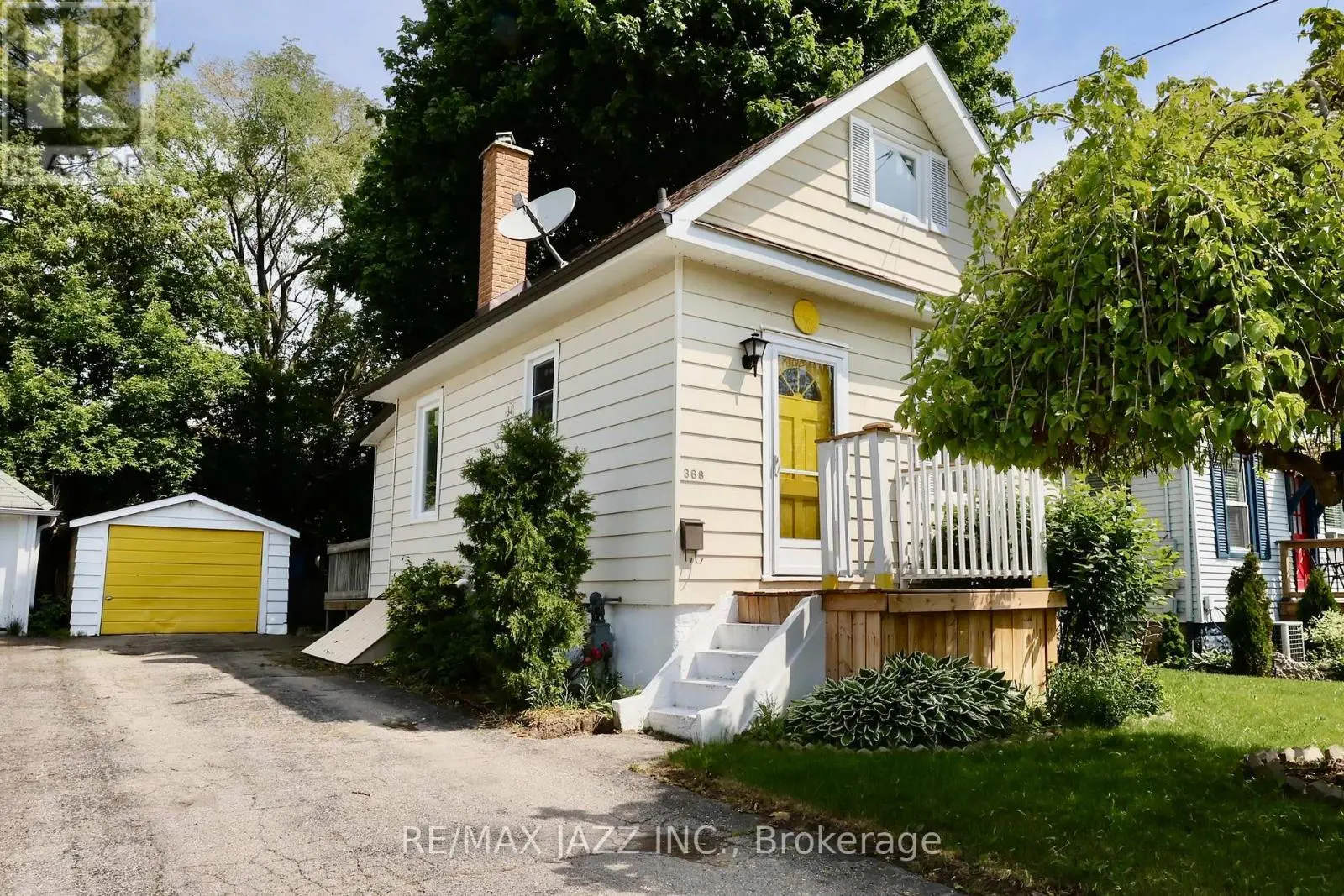 368 Buena Vista Avenue, Oshawa, Ontario  L1J 2M5 - Photo 2 - E12165461