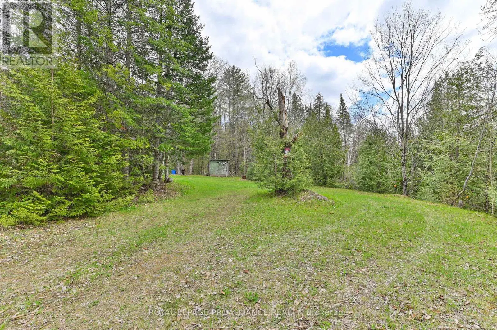 2611 River Road, Frontenac, Ontario  K0H 2J0 - Photo 3 - X12186057