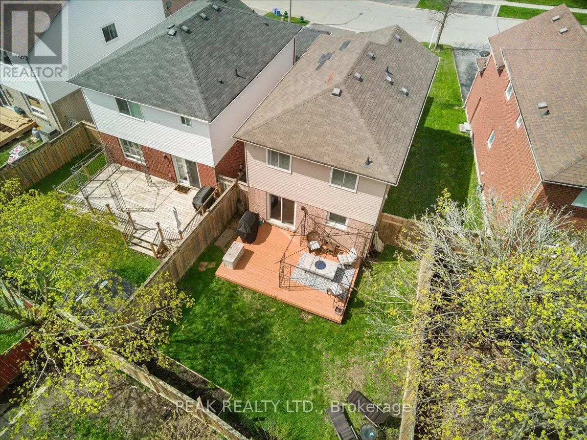 80 Fry Crescent, Clarington, Ontario  L1C 4Y3 - Photo 3 - E12186513