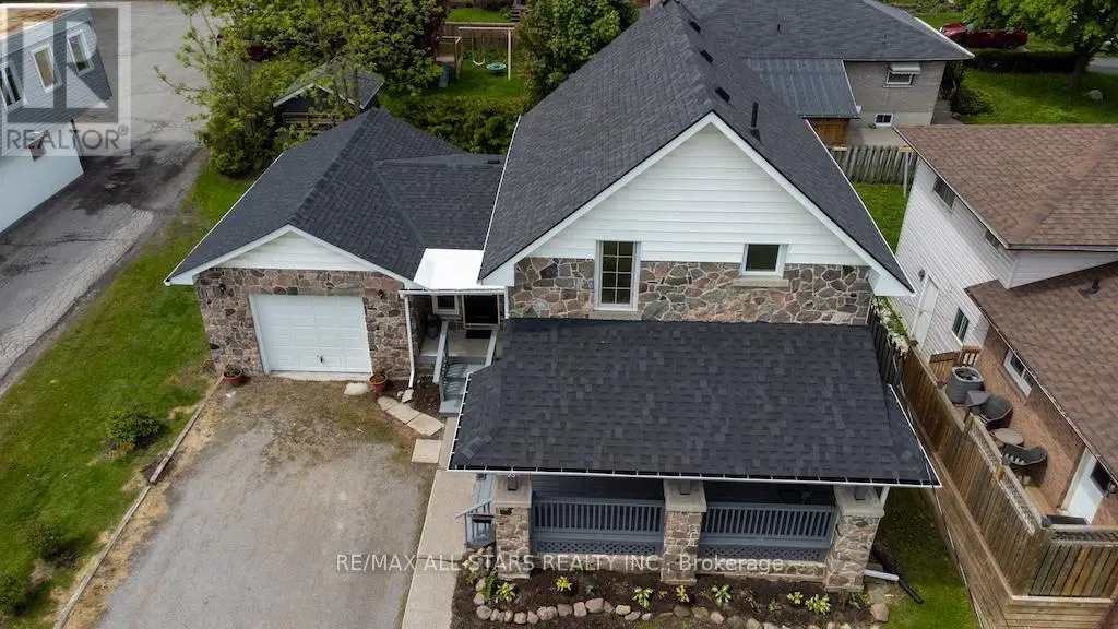 93 Adelaide Street N, Kawartha Lakes, Ontario  K9V 4L4 - Photo 2 - X12186601