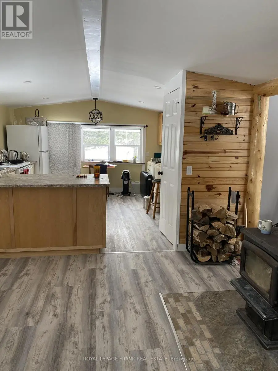 1087 Airport Road, Hastings Highlands, Ontario  K0L 1C0 - Photo 2 - X12063480