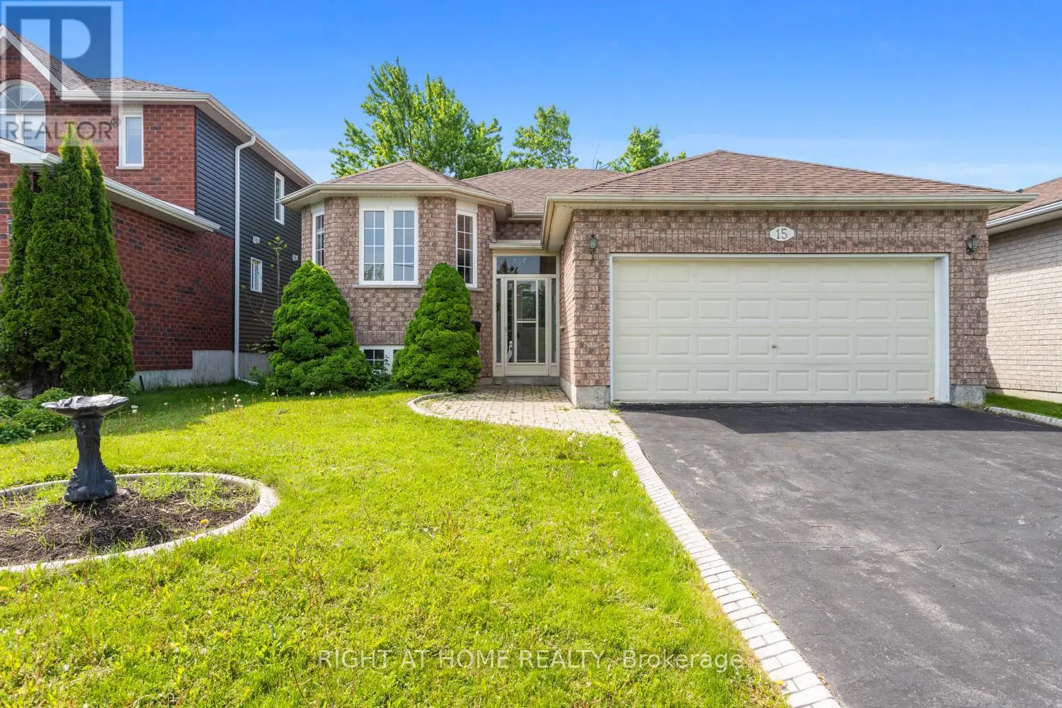 15 Midland Drive, Kawartha Lakes, Ontario  K9V 6B9 - Photo 2 - X12186823