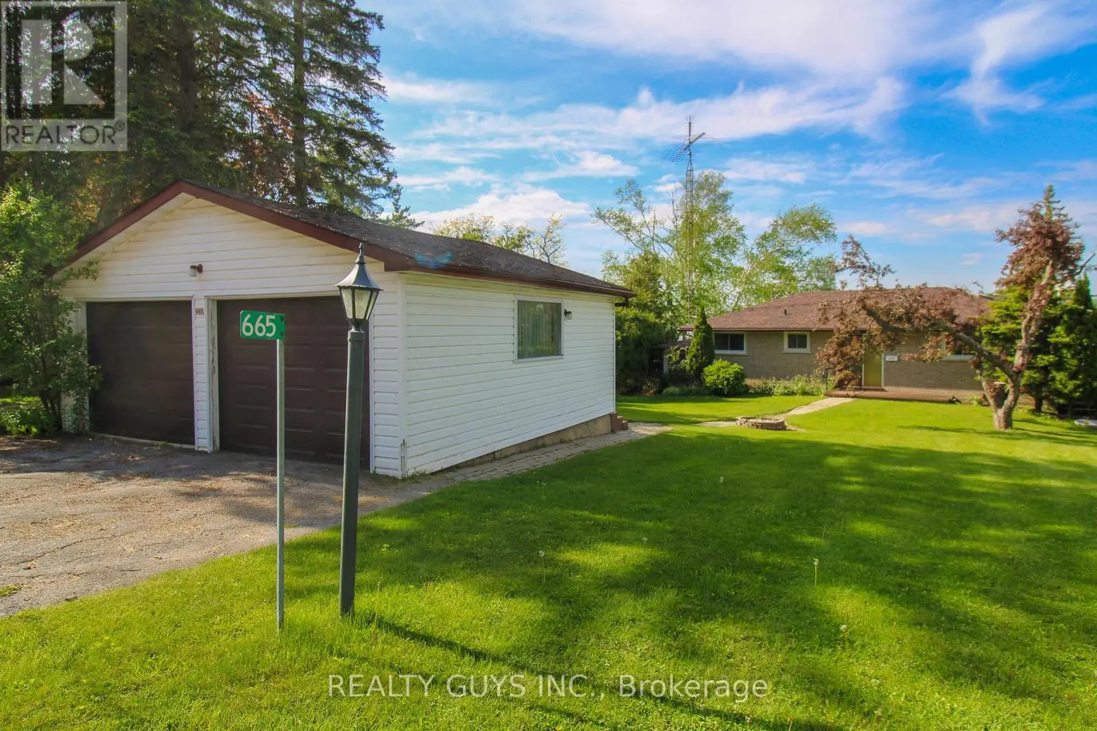 665 Fire 1 Route, Selwyn, Ontario  K9J 6X3 - Photo 2 - X12186889