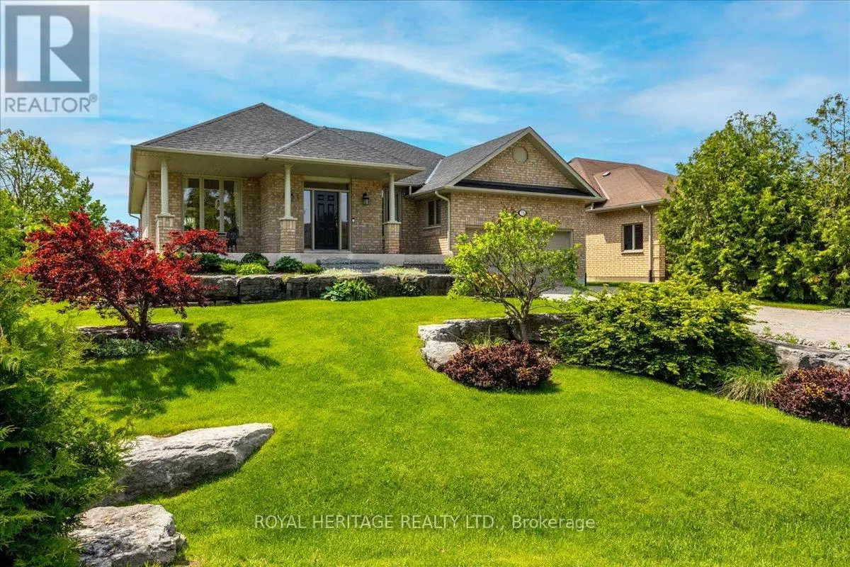 51 South Harbour Drive, Kawartha Lakes, Ontario  K0M 1A0 - Photo 1 - X12186913