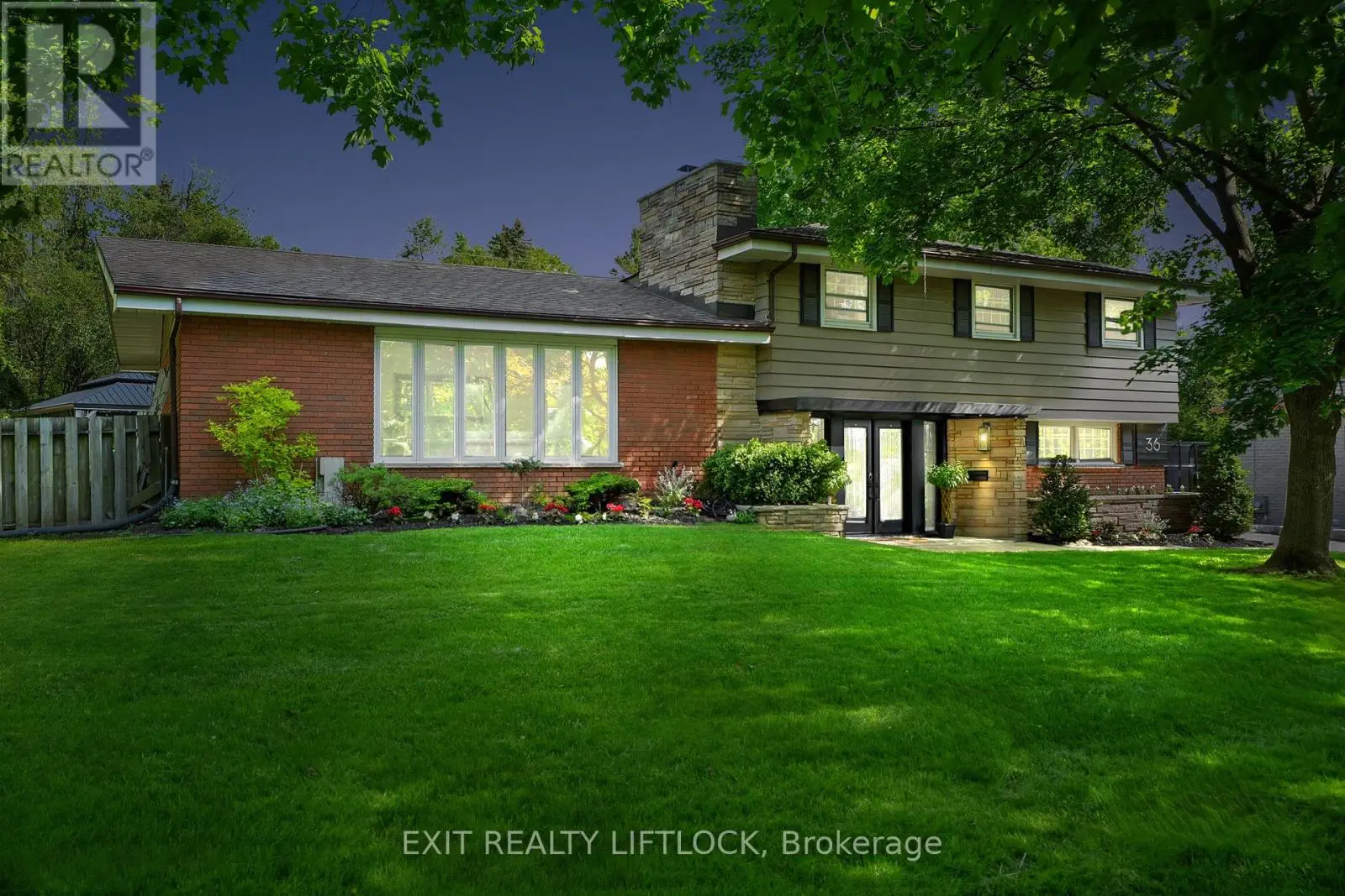 36 Weller Crescent, Peterborough West, Ontario  K9J 6J5 - Photo 2 - X12188261