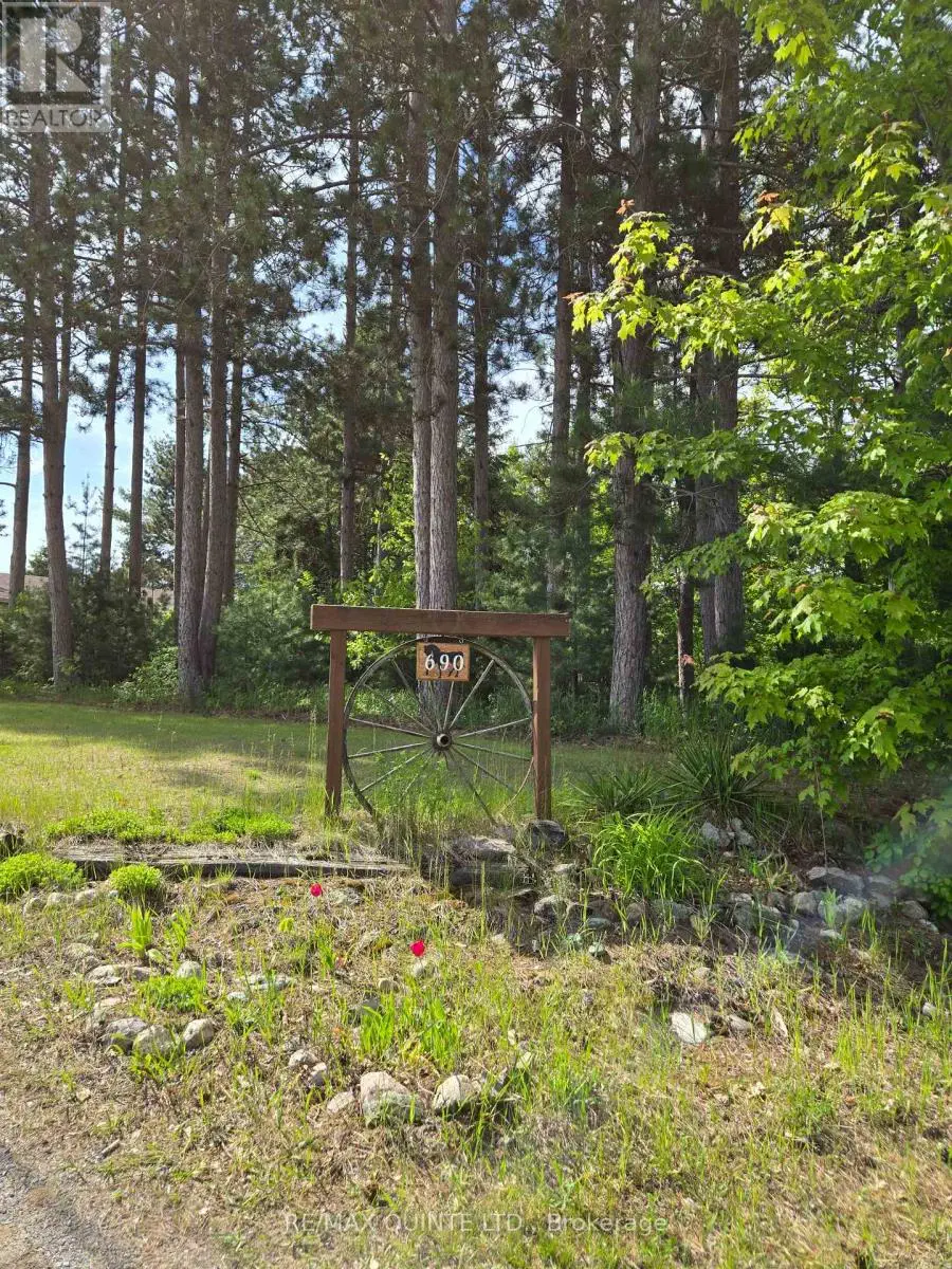 690 Potter Settlement Road, Tweed, Ontario  K0K 3J0 - Photo 2 - X12184201