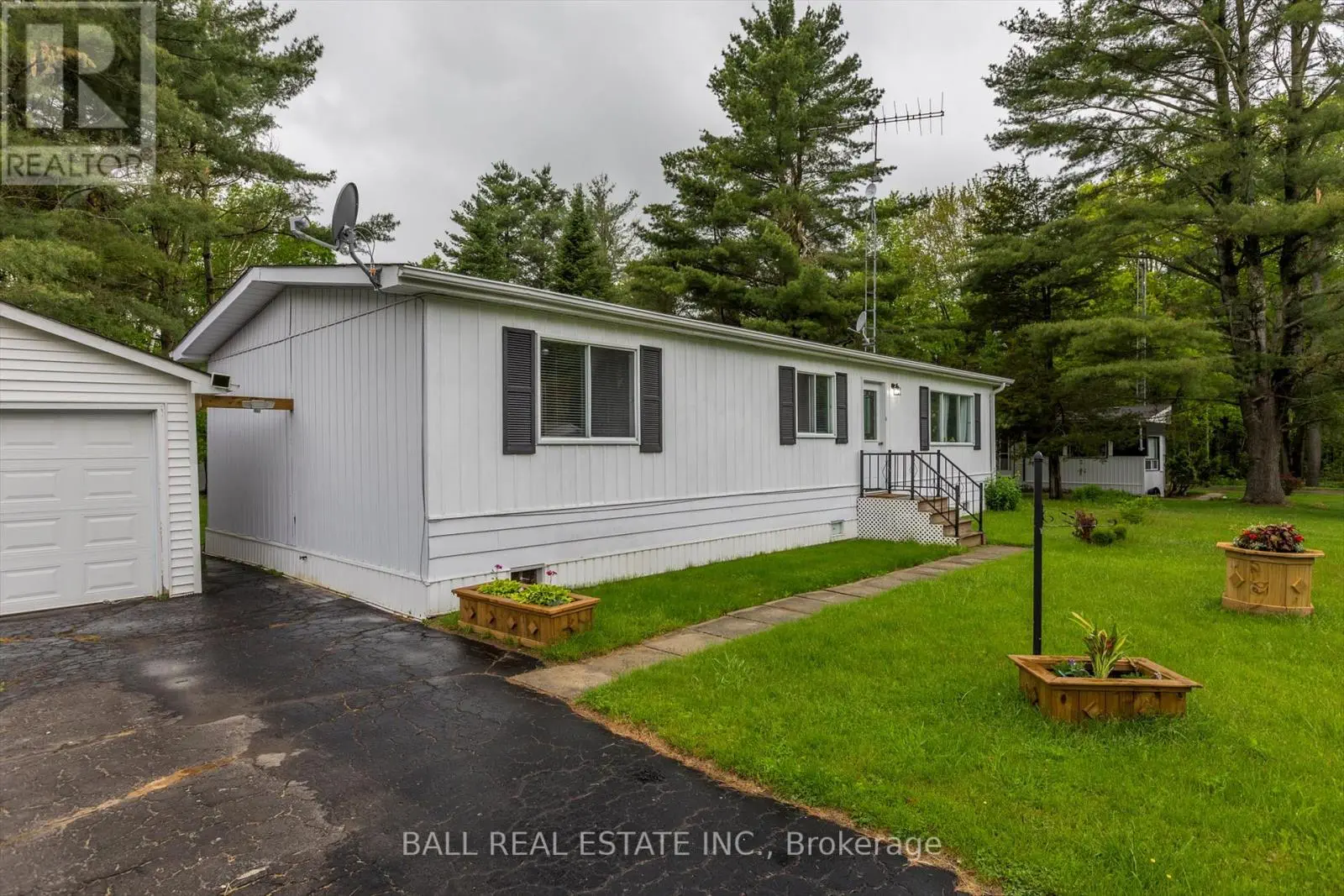 62 Methuen Street, Havelock-Belmont-Methuen, Ontario  K0L 1Z0 - Photo 2 - X12184881