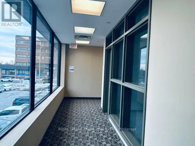 204 - 114 Dundas Street E, Whitby, Ontario  L1N 2H7 - Photo 2 - E12188735