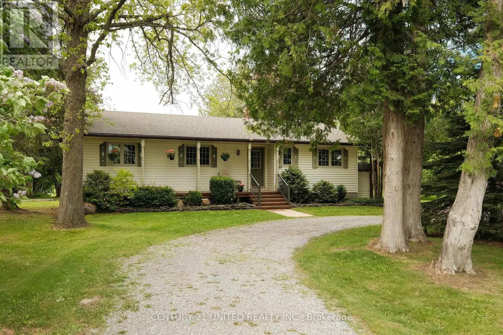 1684 6th Line, Selwyn, Ontario  K9J 6X5 - Photo 1 - X12188868