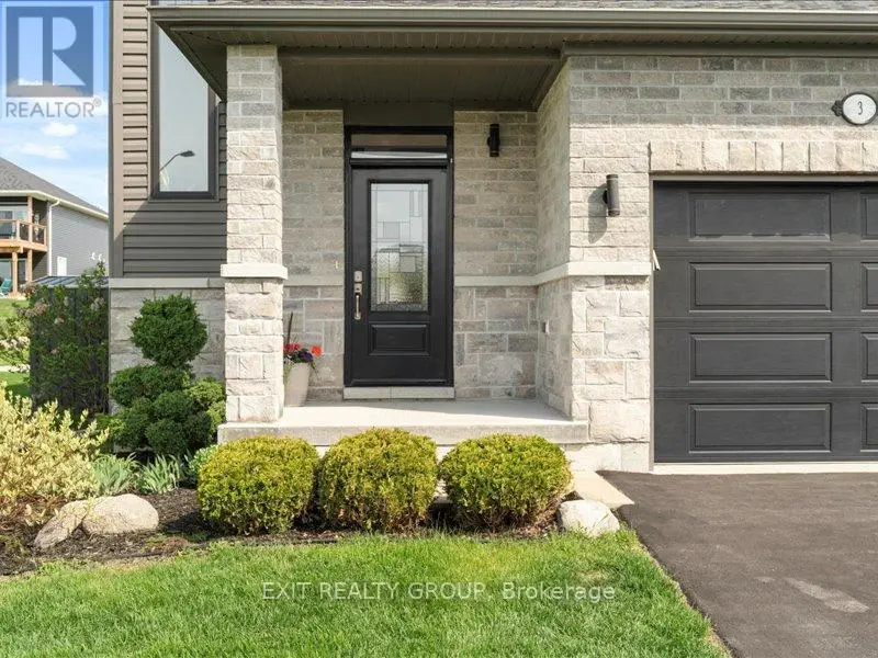 3 Sprucewood Court, Quinte West, Ontario  K0K 2C0 - Photo 2 - X12189311