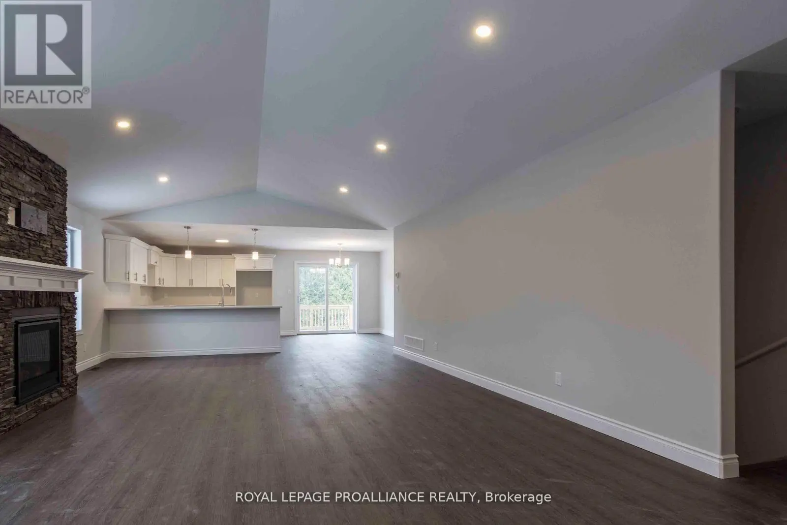9 Clayton John Avenue, Brighton, Ontario  K0K 1H0 - Photo 3 - X12189333
