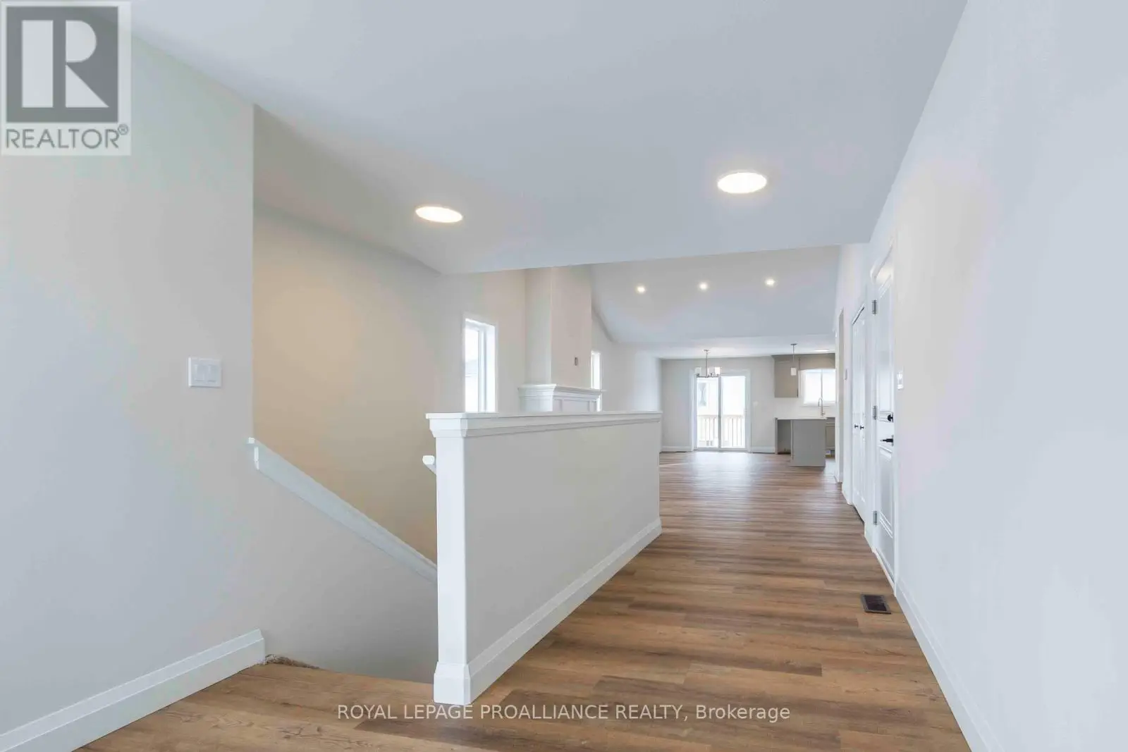 70 Stirling Crescent, Prince Edward County, Ontario  K0K 2T0 - Photo 3 - X12189441