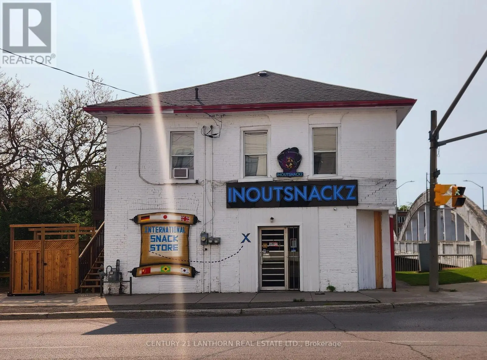 1 Moira Street E, Belleville, Ontario  K8P 2S3 - Photo 2 - X12189574