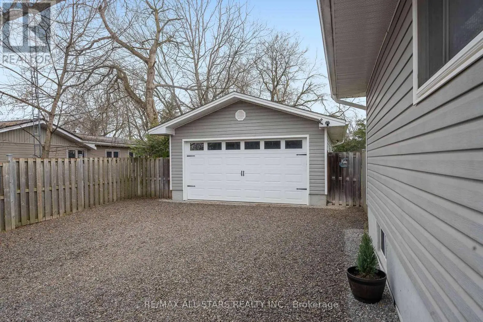 32 Newman Road, Kawartha Lakes, Ontario  K0M 2C0 - Photo 2 - X12107800