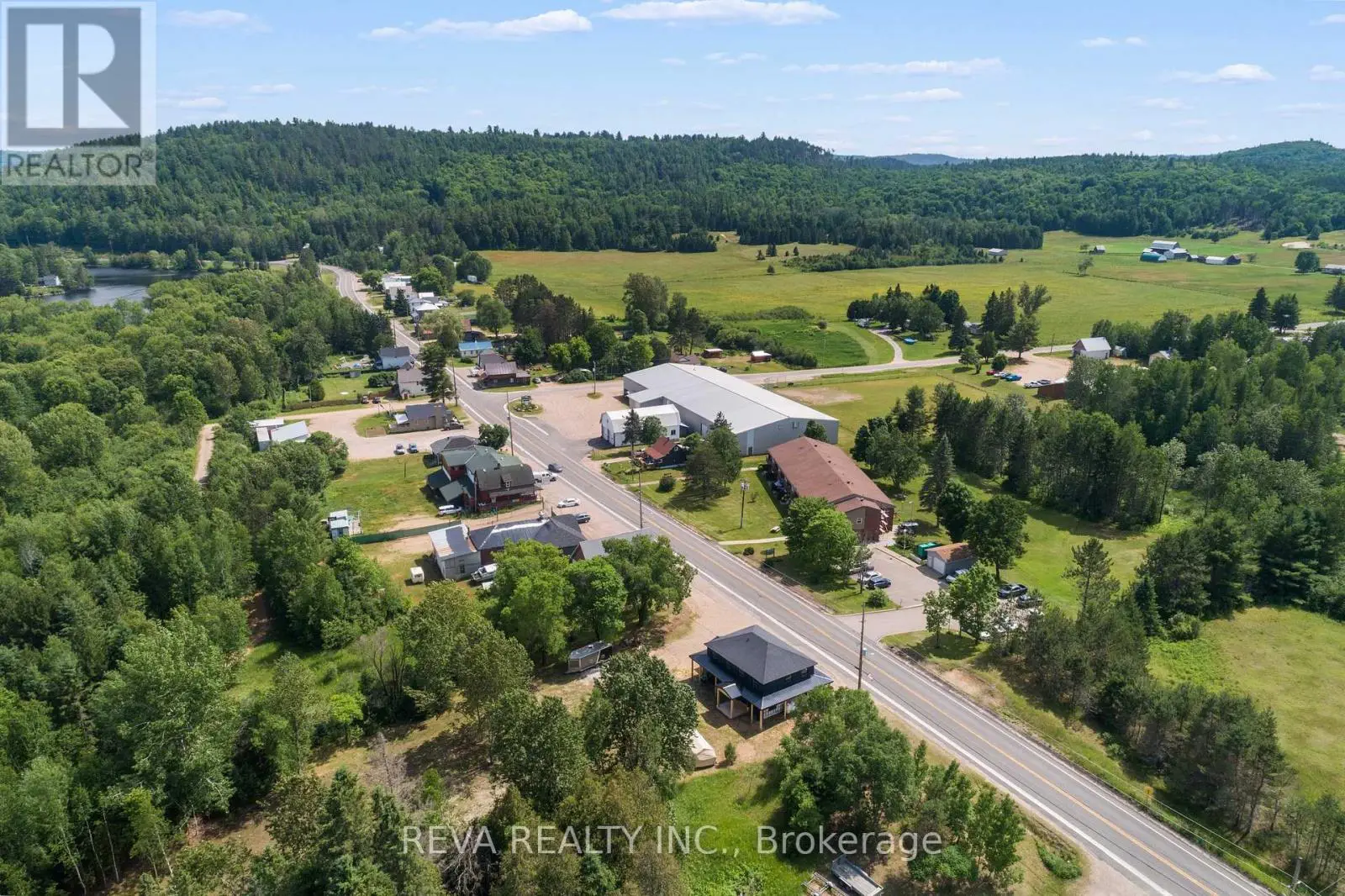 5970 Palmer Road, Brudenell, Ontario  K0J 2E0 - Photo 3 - X12190464