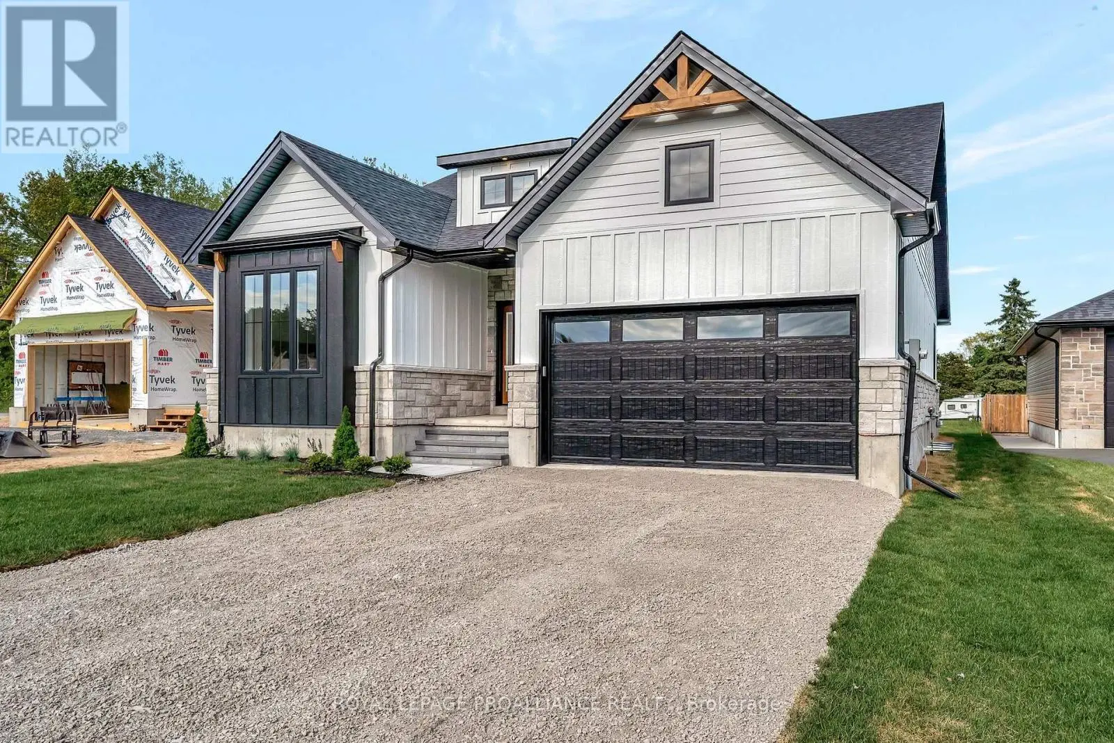 4 Deerview Drive, Quinte West, Ontario  K8V 5P4 - Photo 1 - X12191308