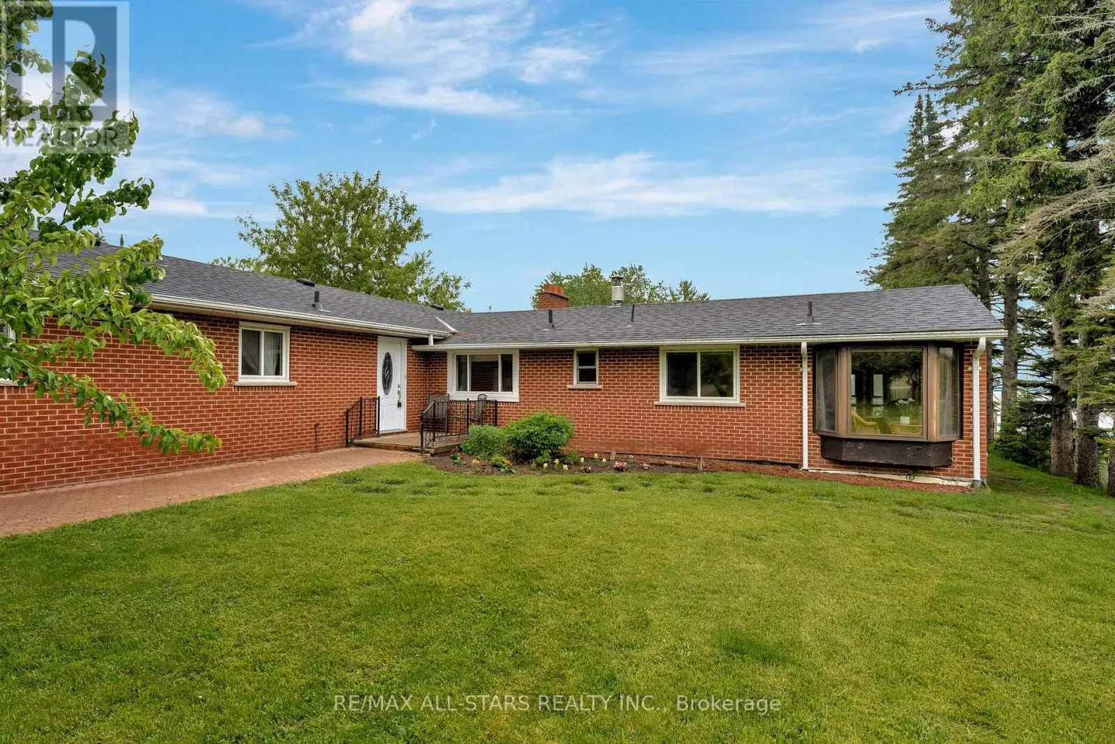 39 Newman Road, Kawartha Lakes, Ontario  K0M 2C0 - Photo 2 - X12191485
