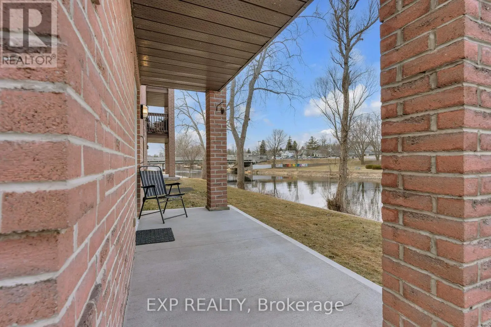 104 - 9 Centre Street S, Greater Napanee, Ontario  K7R 3X3 - Photo 1 - X12045328