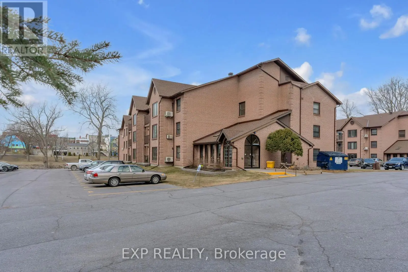 104 - 9 Centre Street S, Greater Napanee, Ontario  K7R 3X3 - Photo 3 - X12045328