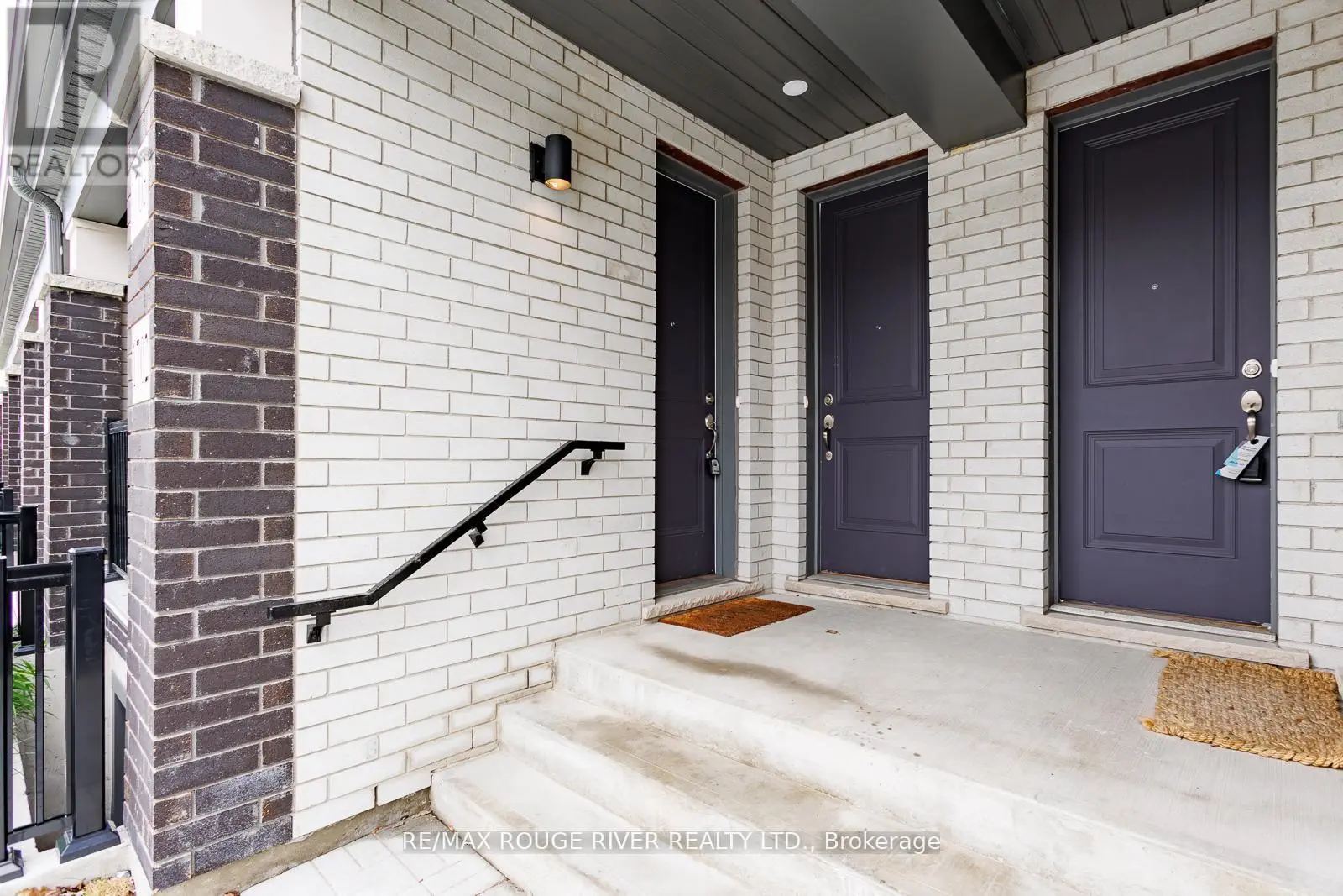 1702 - 160 Densmore Road, Cobourg, Ontario  K9A 0X8 - Photo 3 - X12191707