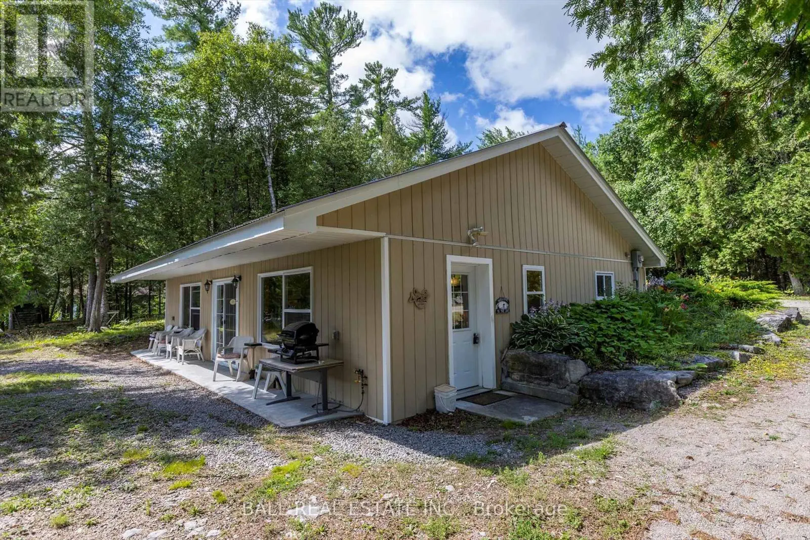 1330 County Rd 49 E, Kawartha Lakes, Ontario  K0M 1A0 - Photo 1 - X12192077