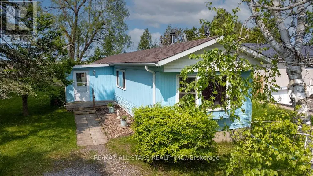 14 Hill Street, Kawartha Lakes, Ontario  K9V 4R1 - Photo 2 - X12192150