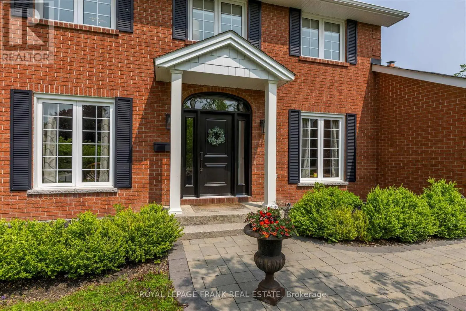 1683 Champlain Drive, Peterborough North, Ontario  K9L 1W2 - Photo 3 - X12192330