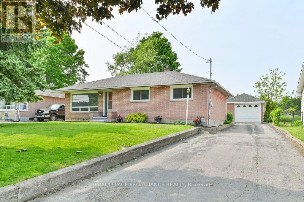 13234 LOYALIST PARKWAY, Prince Edward County, Ontario