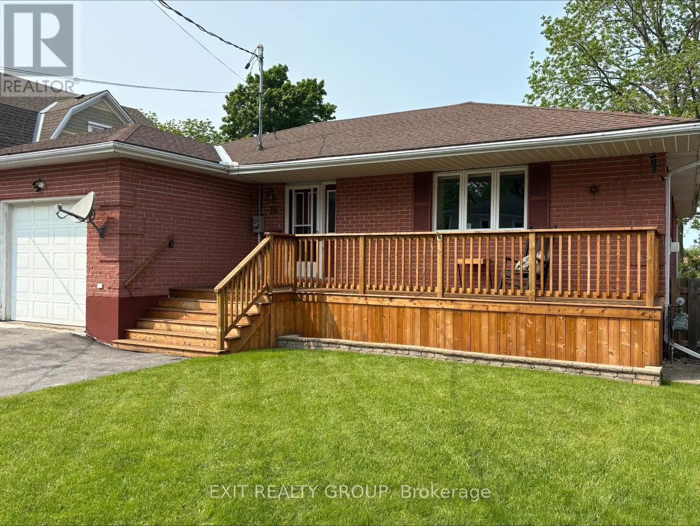 16 Maple Avenue, Prince Edward County, Ontario  K0K 2T0 - Photo 2 - X12073112