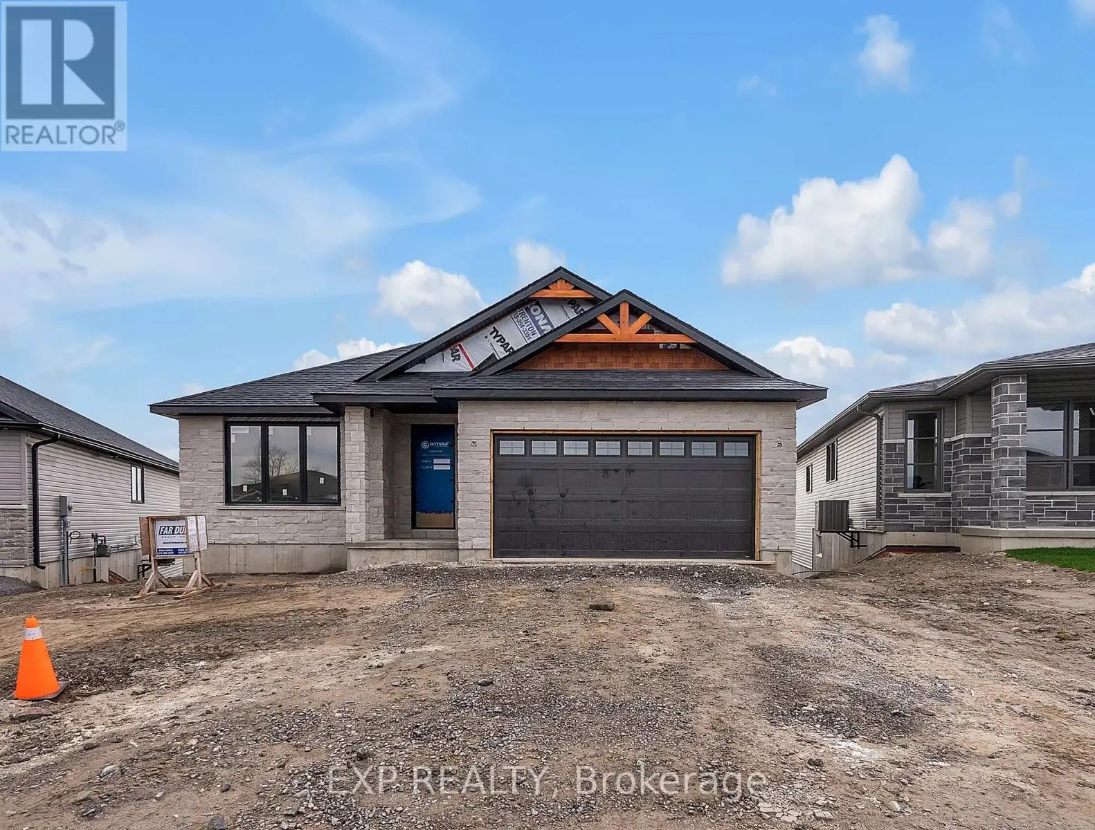 38 Meagan Lane, Quinte West, Ontario  K0K 2C0 - Photo 2 - X12110675