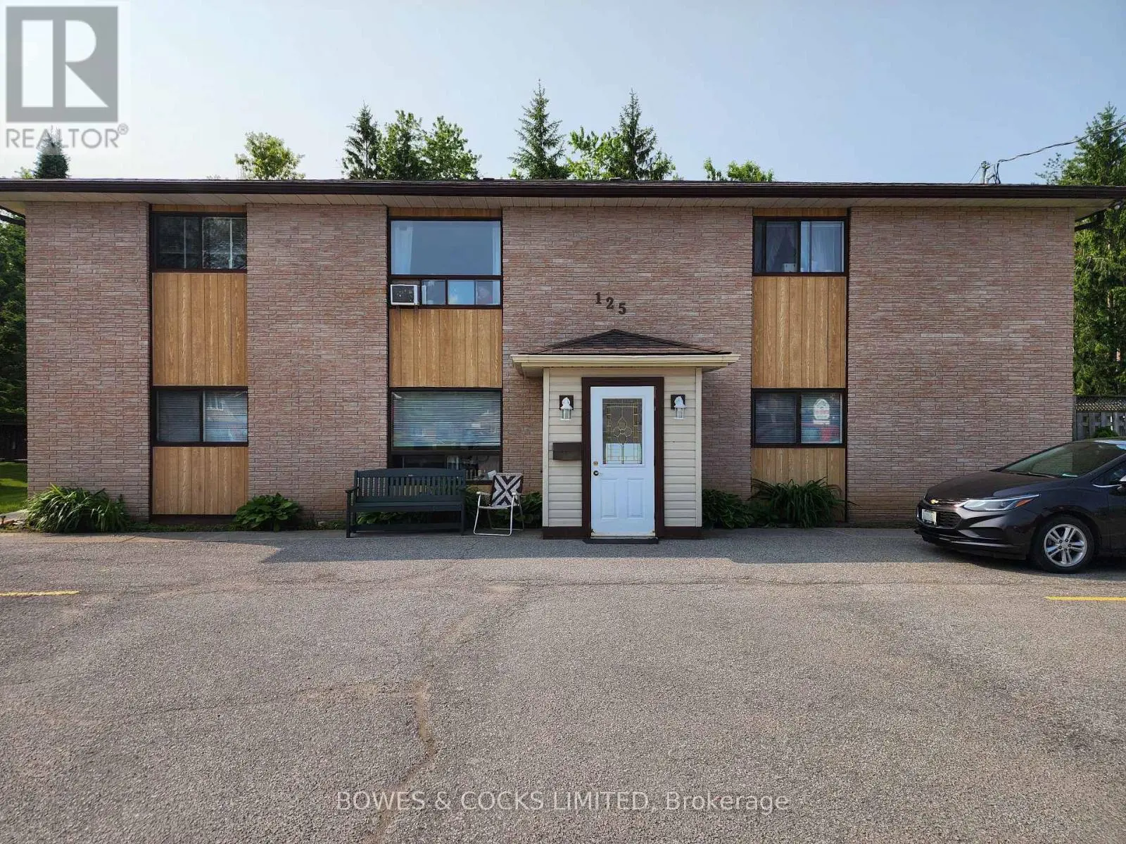 6 - 125 Mary Street W, Kawartha Lakes, Ontario  K9V 2N7 - Photo 1 - X12193626