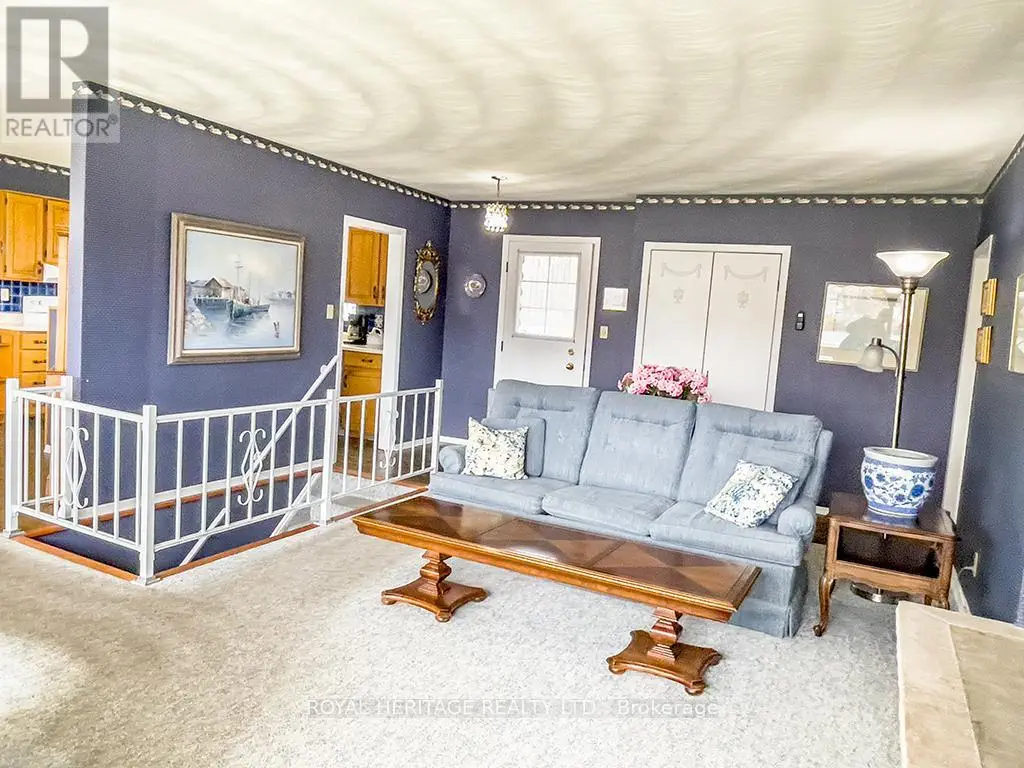 80 Greenfield Park, Belleville, Ontario  K0K 1V0 - Photo 3 - X12101580