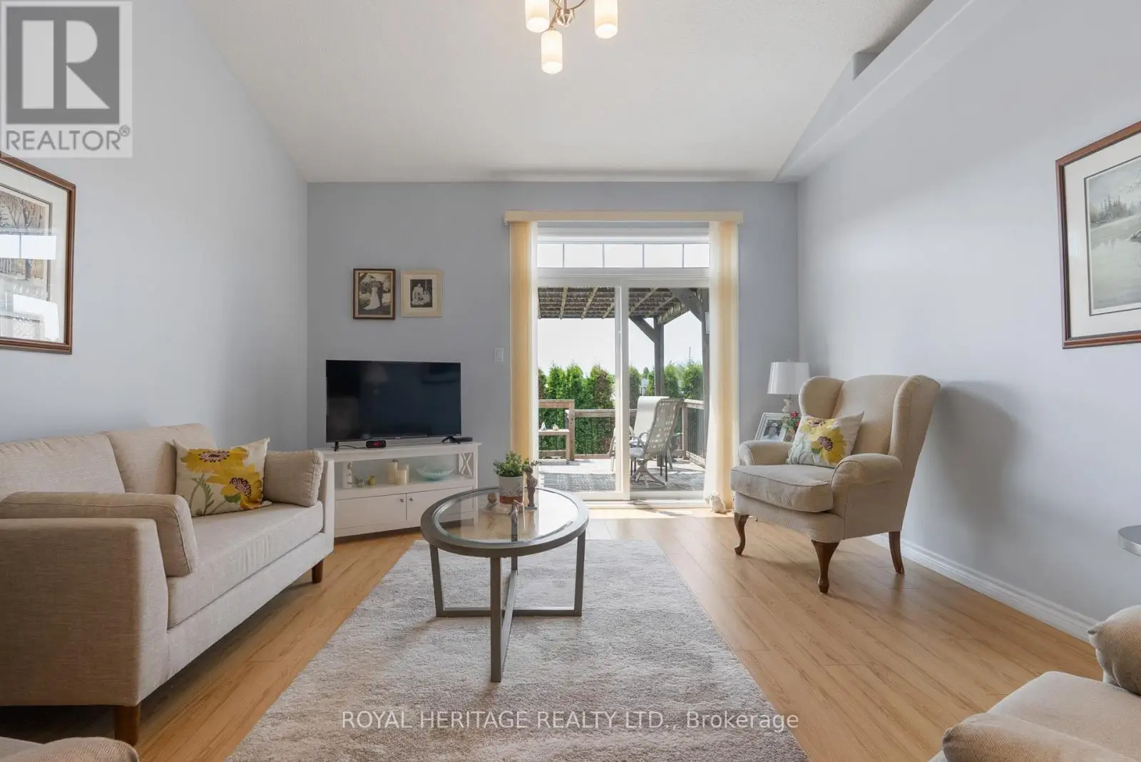80 Chadwin Drive, Kawartha Lakes, Ontario  K9V 0E9 - Photo 2 - X12194235