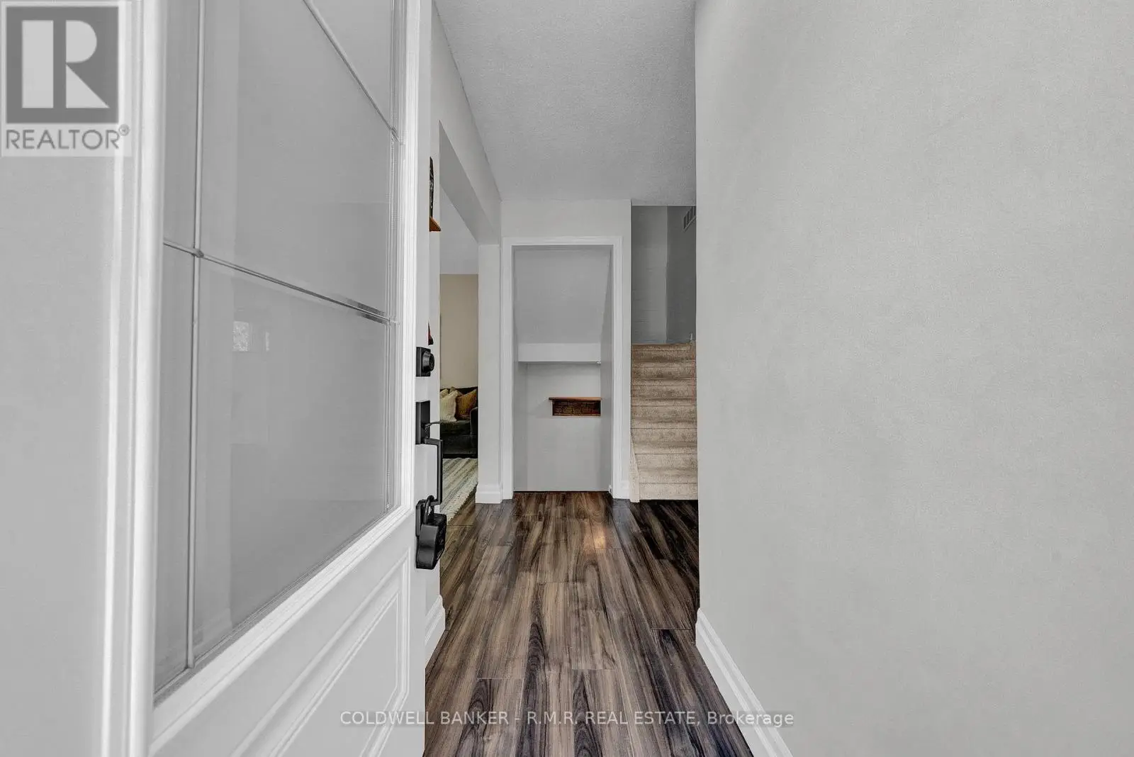 486 Neptune Court, Oshawa, Ontario  L1J 6E1 - Photo 3 - E12194614