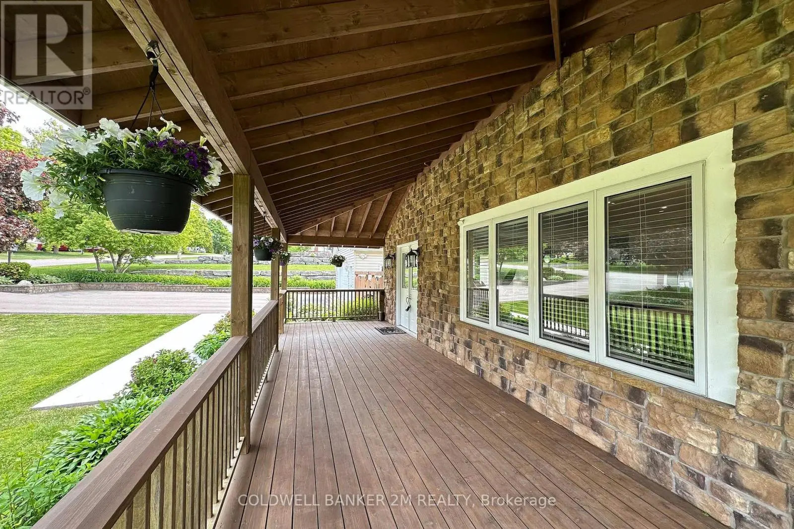 37 Bradley Boulevard, Clarington, Ontario  L0B 1J0 - Photo 3 - E12175928