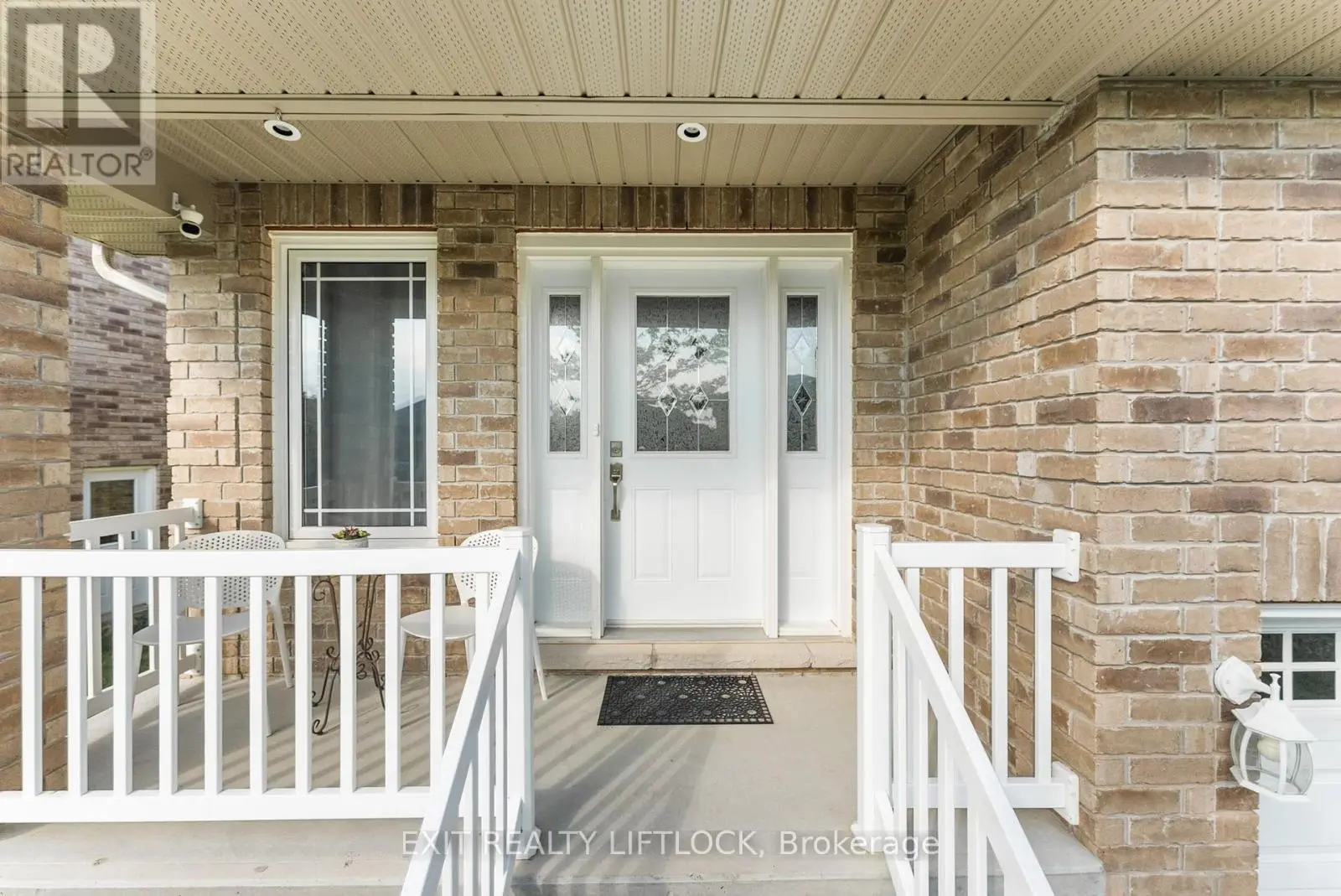 182 Chandler Crescent, Peterborough North, Ontario  K9J 0H3 - Photo 3 - X12194921