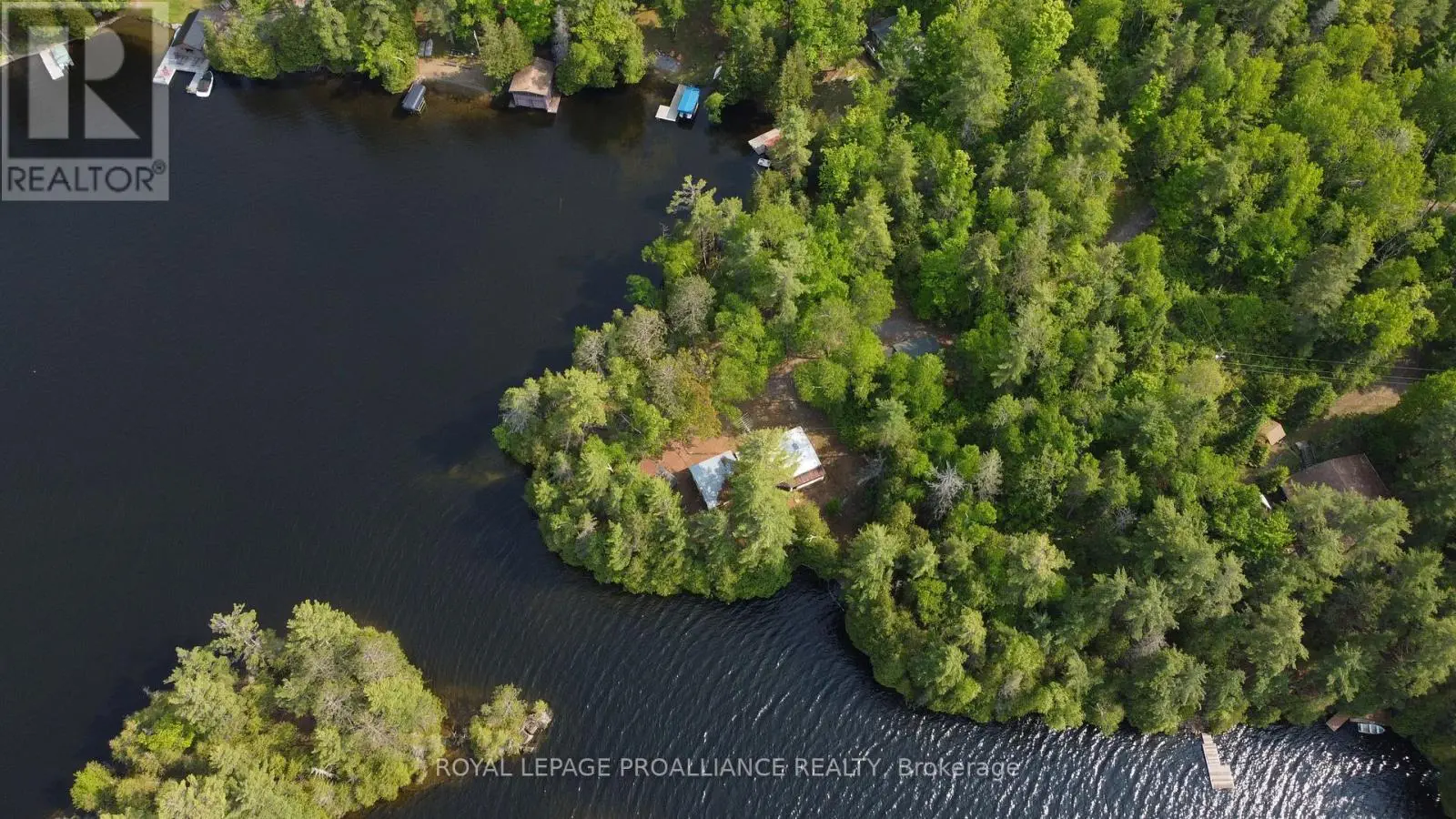 1052 Ridgeway Lane, North Frontenac, Ontario  K0H 1B0 - Photo 2 - X12195002