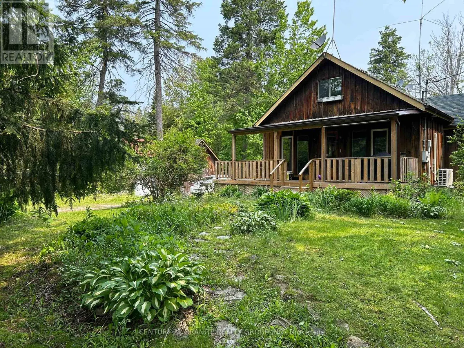 5 Chateau Place, Kawartha Lakes, Ontario  K0M 1N0 - Photo 1 - X12195678