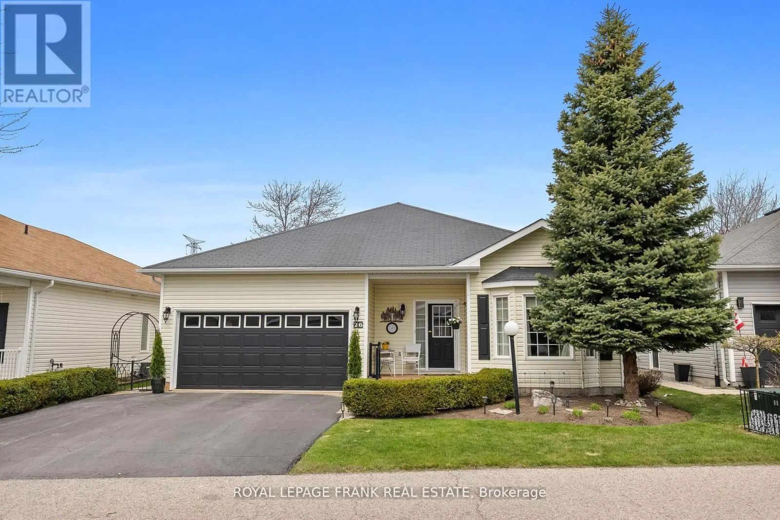 26 Kissingbridge Lane, Clarington, Ontario  L1B 0B2 - Photo 1 - E12195741
